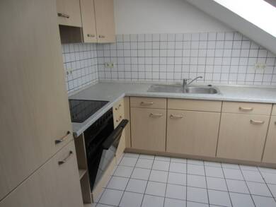 Wohnung zur Miete 684 € 3 Zimmer 57 m² Dachgeschoss Ergolding Ergolding 84030