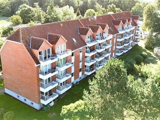 Mehrfamilienhaus zum Kauf als Kapitalanlage geeignet 1.300.000 € 60 Zimmer 2.436 m² 3.251 m² Grundstück Loitz Loitz 17121