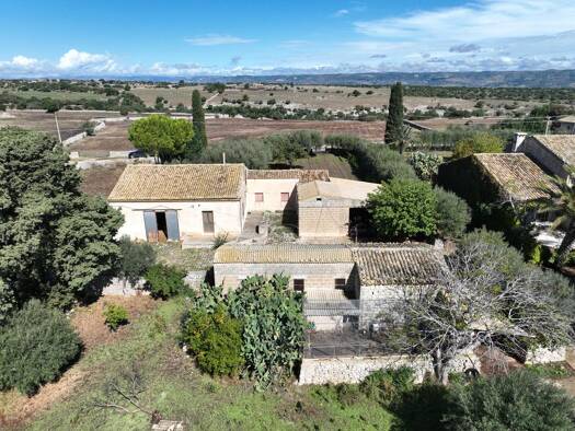 Mehrfamilienhaus zum Kauf 250.000 € 2 Zimmer 250 m² MODICA 97015