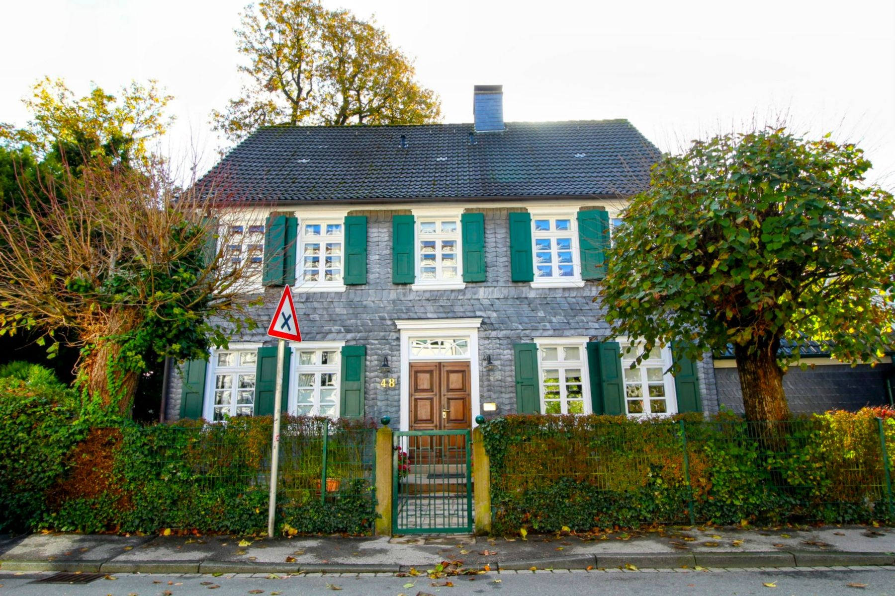 Einfamilienhaus zum Kauf 1.500.000 € 10 Zimmer 320 m²<br/>Wohnfläche 5.000 m²<br/>Grundstück Voerde Ennepetal 58256