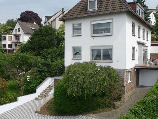 Wohnung zum Kauf provisionsfrei 202.000 € 3 Zimmer 85 m² Geschoss 1/3 Ehrenbreitstein Koblenz 56077