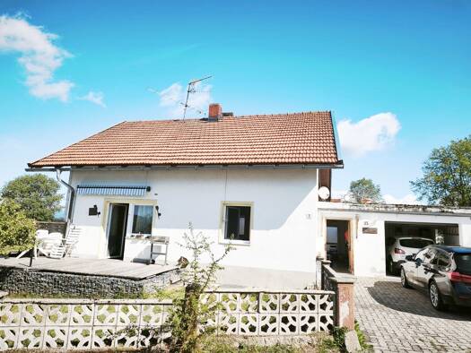 Einfamilienhaus zum Kauf 219.000 € 6 Zimmer 90 m² 880 m² Grundstück frei ab sofort Sonndorf Hinterschmiding 94146
