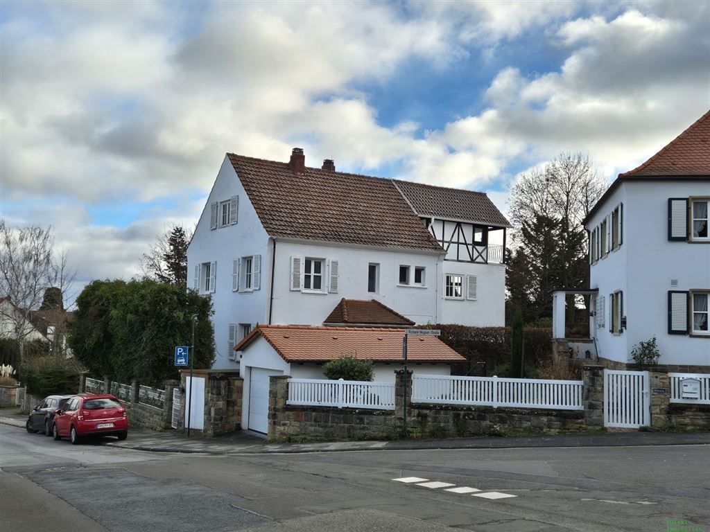 Stadthaus zum Kauf 469.000 € 8 Zimmer 196 m²<br/>Wohnfläche 570 m²<br/>Grundstück ab sofort<br/>Verfügbarkeit Holzweg 15 Bad Dürkheim Bad Dürkheim 67098