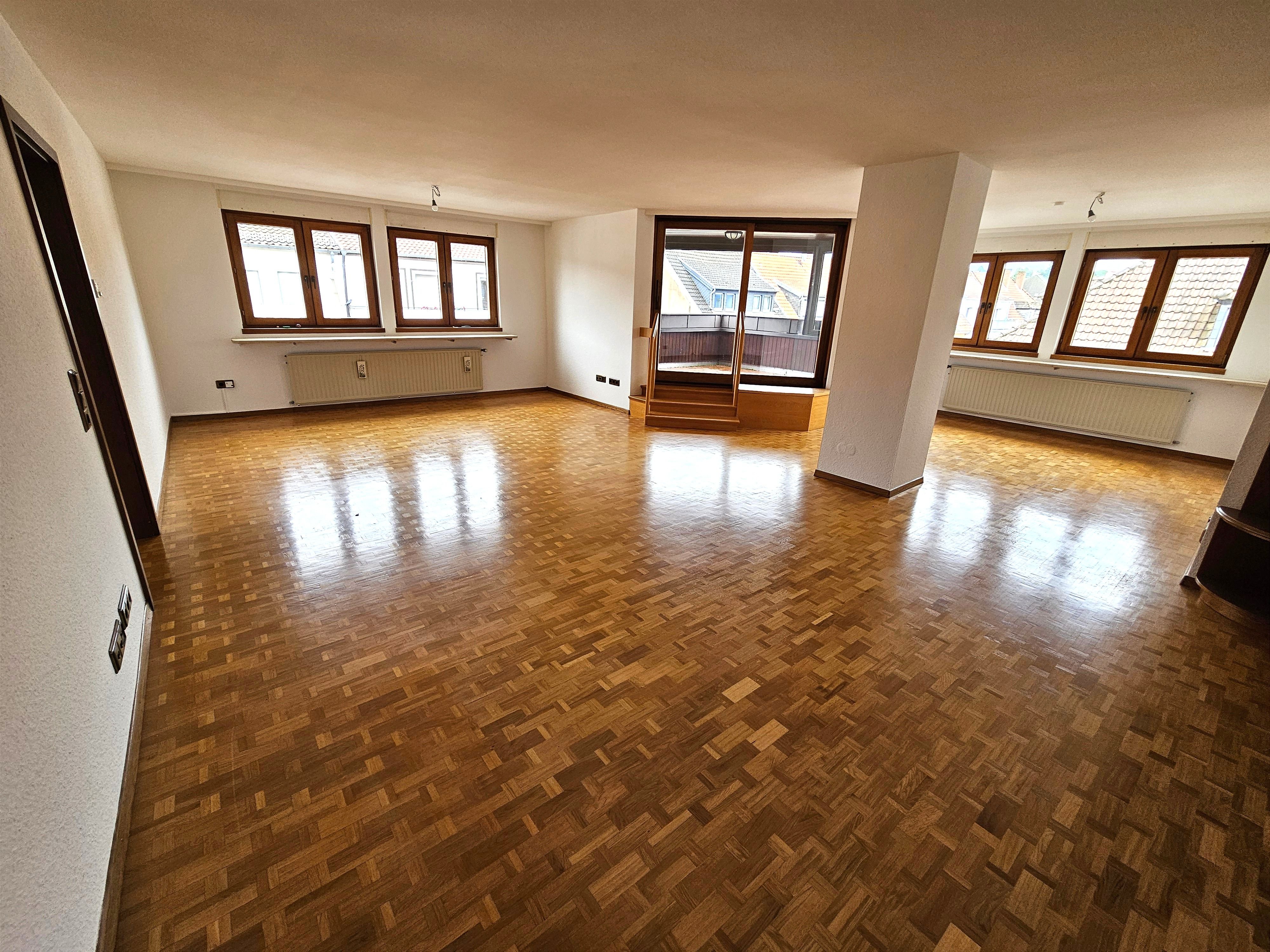 Penthouse zur Miete 1.000 € 5 Zimmer 165 m²<br/>Wohnfläche 3.<br/>Geschoss ab sofort<br/>Verfügbarkeit Hauptstr. 25 Mitte-Süd, Bez. 1141 Zweibrücken 66482