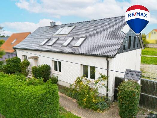 Einfamilienhaus zum Kauf 180.000 € 5 Zimmer 307,5 m² 2.539 m² Grundstück Büden Büden / Büden 39291