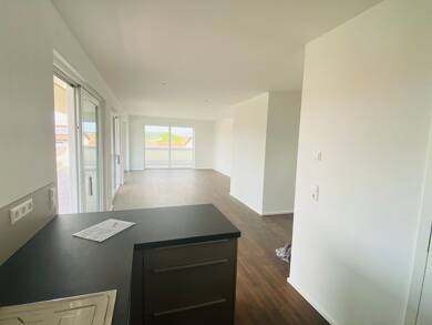 Penthouse zur Miete 1.250 € 2 Zimmer 106 m² frei ab sofort Ortsbereich Hohentengen 88367