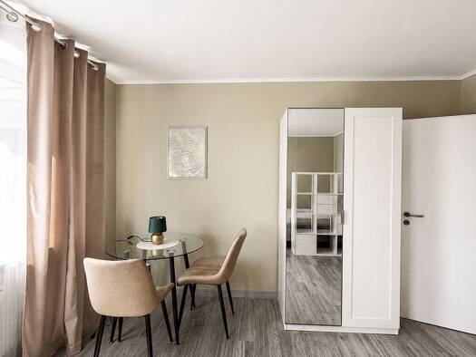Wohnung zur Miete 595 € 1 Zimmer 30 m² Geschoss 2/3 frei ab sofort Innenstadt Augsburg 86153