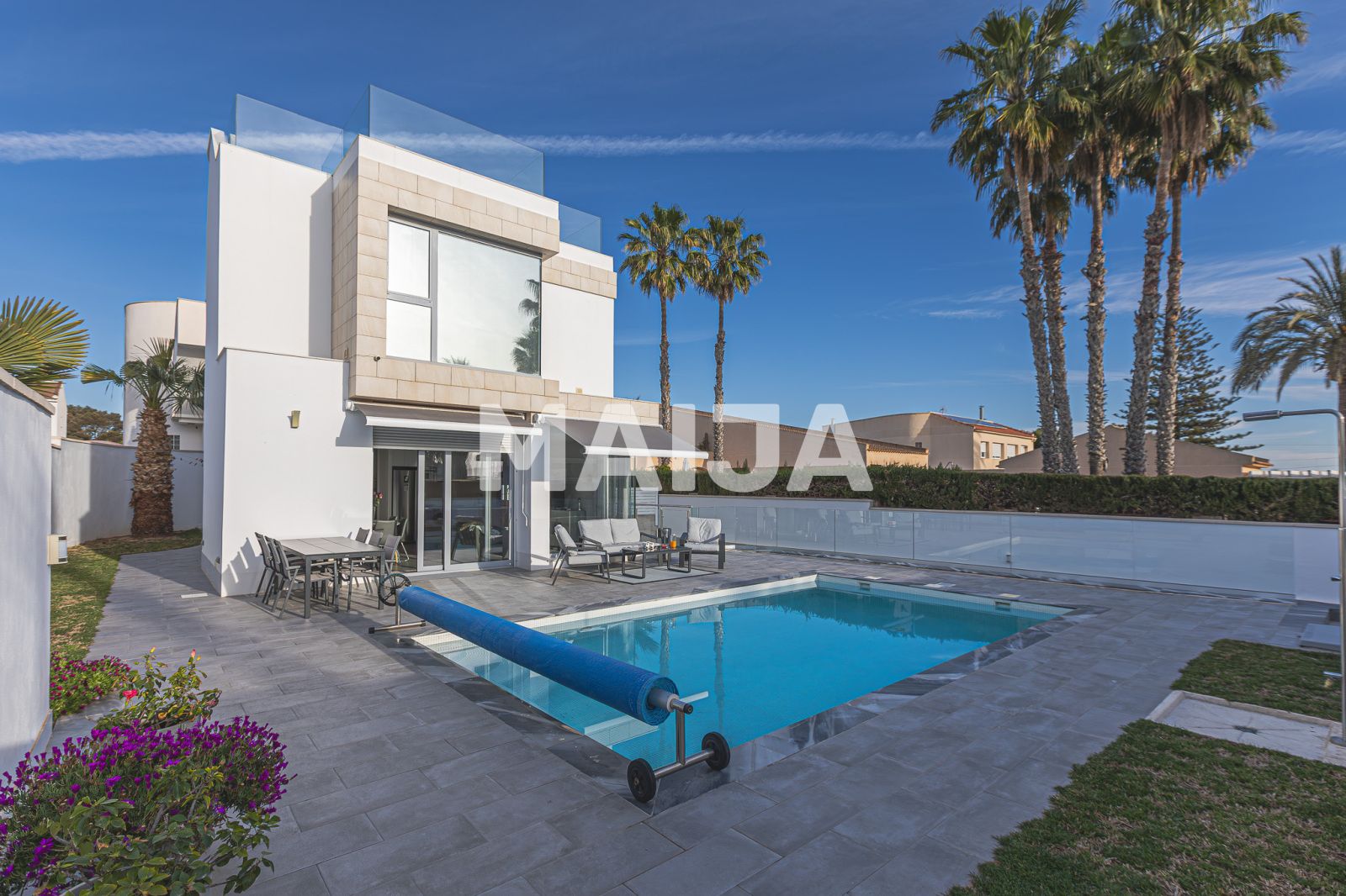 Einfamilienhaus zum Kauf 595.000 € 4 Zimmer 121 m²<br/>Wohnfläche 416 m²<br/>Grundstück Calle Levante Bal 8 A Torrevieja 03186