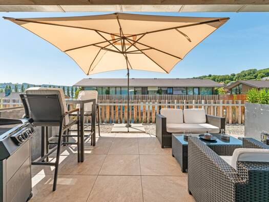 Reihenhaus zur Miete 1.700 € 6 Zimmer 180 m² frei ab sofort Zum Schienerberg 21 Wangen Öhningen 78337