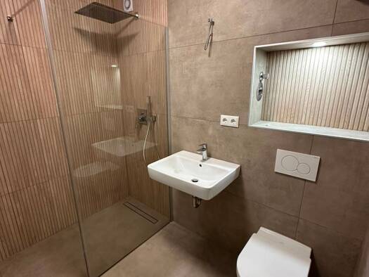 Wohnung zur Miete 1.050 € 2 Zimmer 60 m² Geschoss 1/2 frei ab sofort Derching Friedberg 86316