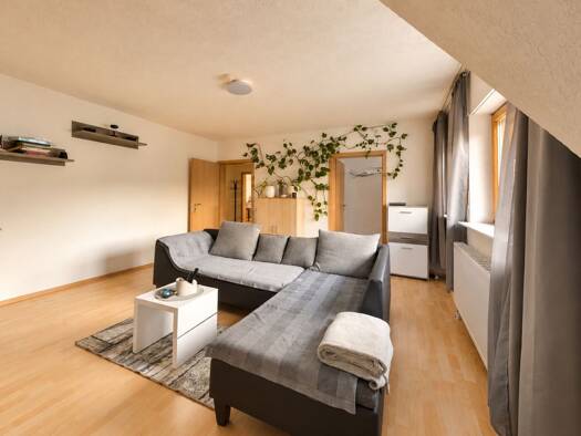 Wohnung zum Kauf 268.000 € 5 Zimmer 90,8 m² Geschoss 2/3 Haßmersheim Haßmersheim 74855