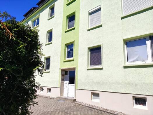 Wohnung zum Kauf 55.000 € 3 Zimmer 62 m² 1. Geschoss frei ab sofort Lossaer Straße 28 Böhlitz Thallwitz 04808