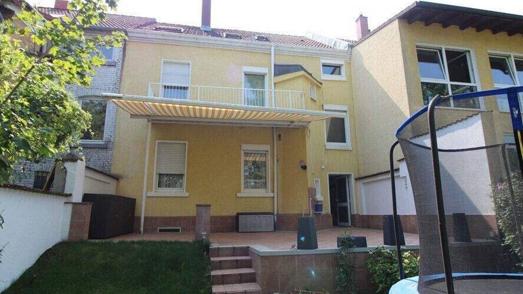 Wohnung zur Miete 1.200 € 5 Zimmer 132 m² 2. Geschoss Mundenheim Ludwigshafen am Rhein 67065