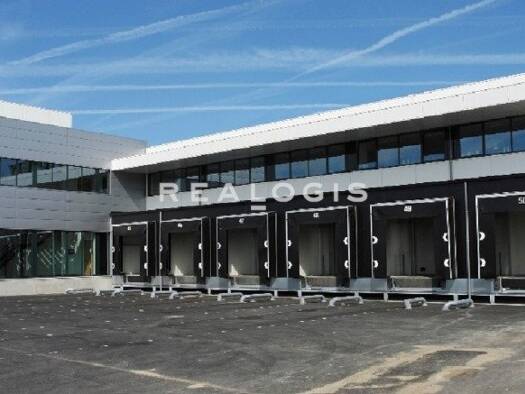 Halle/Industriefläche zur Miete - Erstbezug provisionsfrei 30.000 m² Lagerfläche teilbar ab 10.000 m² Dingolfing Dingolfing 84130