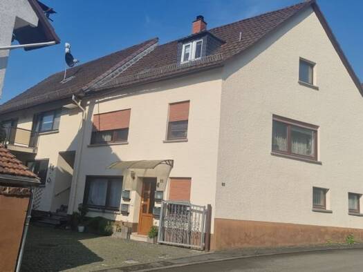 Mehrfamilienhaus zum Kauf 349.000 € 9 Zimmer 200 m² 634 m² Grundstück frei ab sofort Essershausen Weilmünster 35789