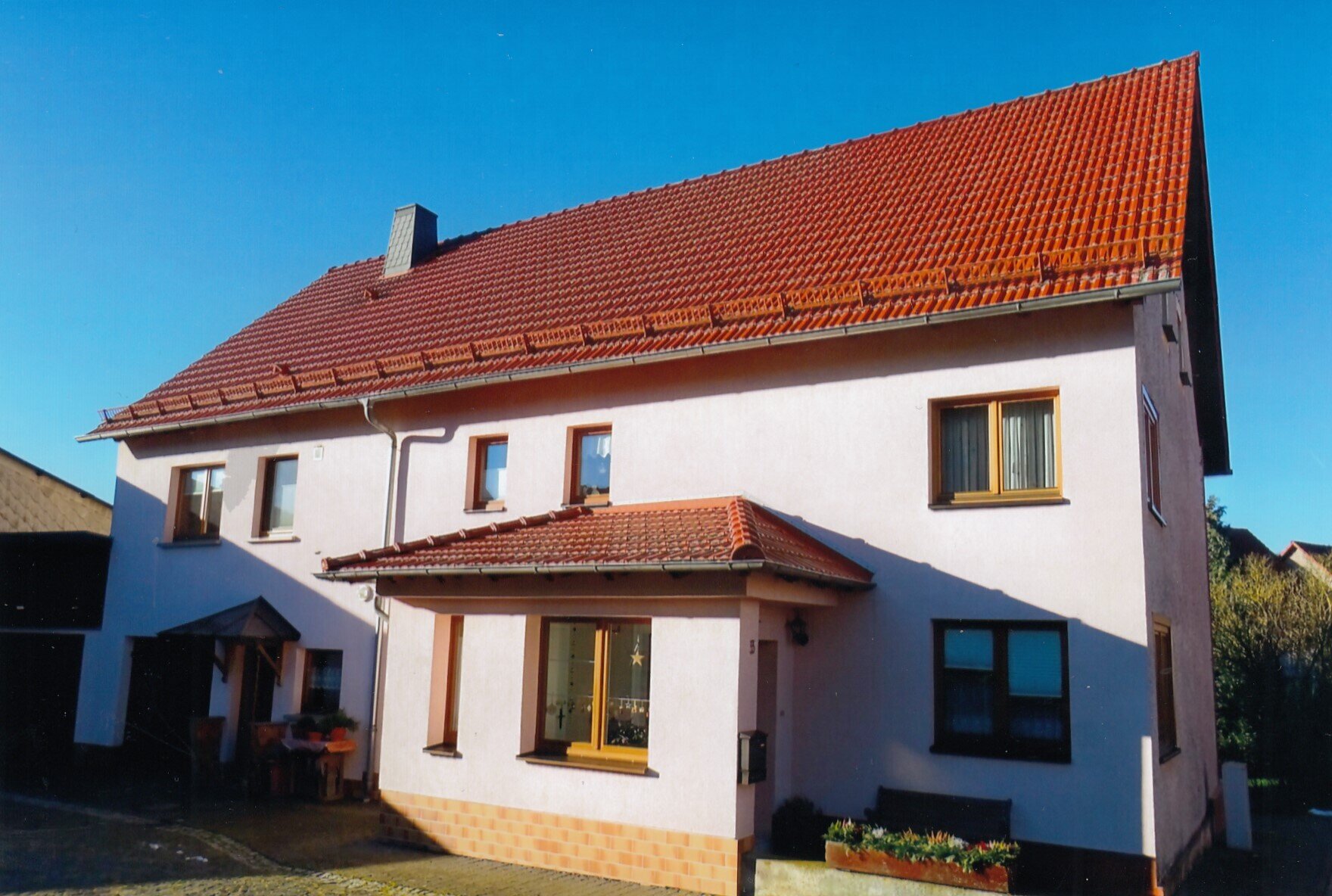 Mehrfamilienhaus zum Kauf 175.000 € 8 Zimmer 210 m²<br/>Wohnfläche 1.799 m²<br/>Grundstück Kaltenlengsfeld Kaltennordheim 36452