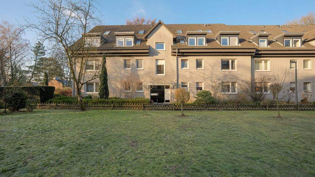 Studio zum Kauf 240.000 € 1 Zimmer 40 m² 1. Geschoss Poppenbüttel Hamburg 22395