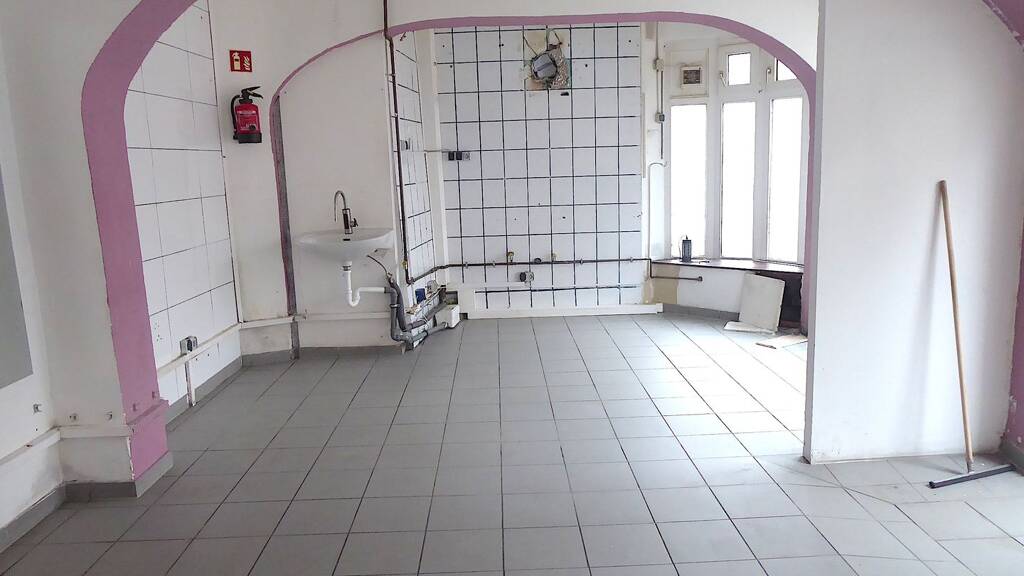 Laden zum Kauf 65.000 € 40 m² Verkaufsfläche Betzdorf 57518