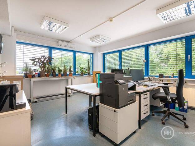 Lagerhalle zur Miete 2.566 € 417,9 m² Lagerfläche Neunkirchen Neunkirchen-Seelscheid 53819