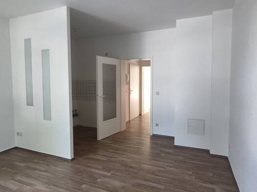 Wohnung zur Miete 170 € 2 Zimmer 32 m² Kantstraße 3 a Südvorstadt Plauen 08527
