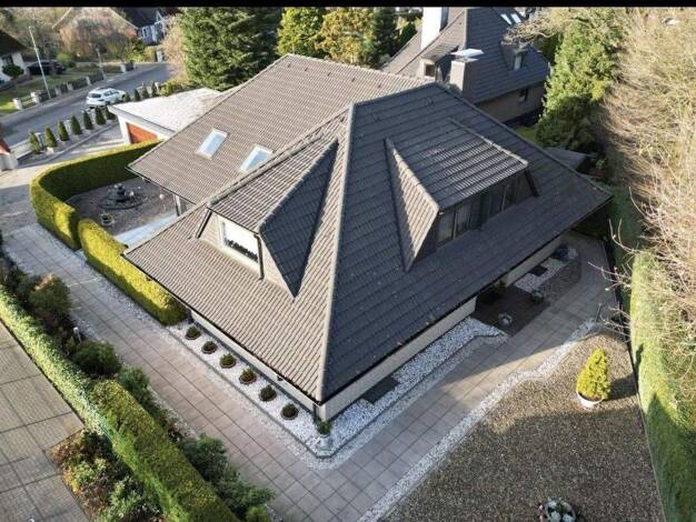 Einfamilienhaus zum Kauf provisionsfrei 698.400 € 9 Zimmer 415 m² 1.021 m² Grundstück Kaltenkirchen 24568