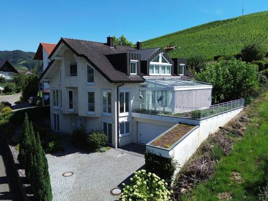 Villa zum Kauf 1.050.000 € 9 Zimmer 268 m² 1.052 m² Grundstück Durbach 77770
