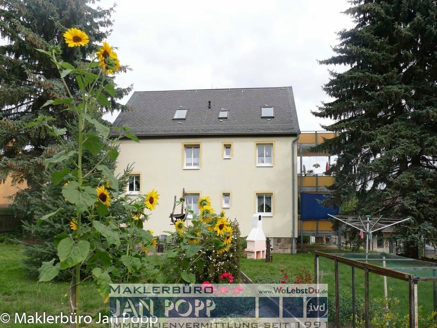 Mehrfamilienhaus zum Kauf 215.000 € 6 Zimmer 194 m²<br/>Wohnfläche 910 m²<br/>Grundstück Reichenbach Reichenbach im Vogtland 08468