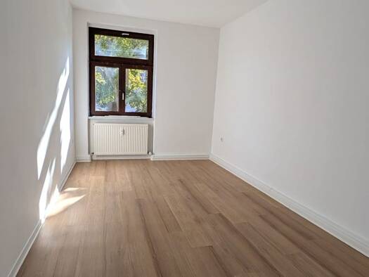 Wohnung zur Miete 455 € 3 Zimmer 75,8 m² 2. Geschoss frei ab sofort Zeitz Zeitz 06712