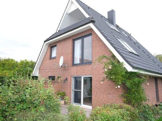 Haus zum Kauf 585.000 € 7 Zimmer 164 m² 700 m² Grundstück Boren 24392