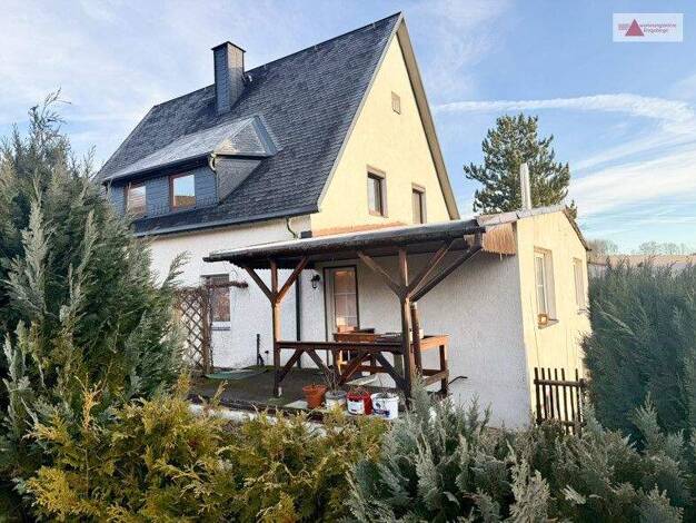 Einfamilienhaus zum Kauf 99.000 € 7 Zimmer 150 m² 599 m² Grundstück Neundorf Wiesa / Neundorf 09488