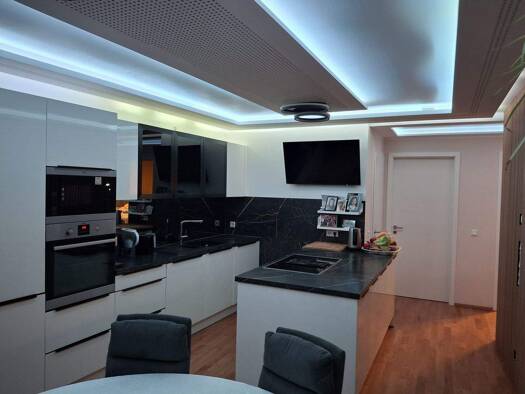 Wohnung zum Kauf 525.000 € 3 Zimmer 105 m² 4 Geschosse frei ab sofort Rothenburger Straße 174 St Leonhard Weiterer Innenstadtgürtel West / Nord / Ost 90439