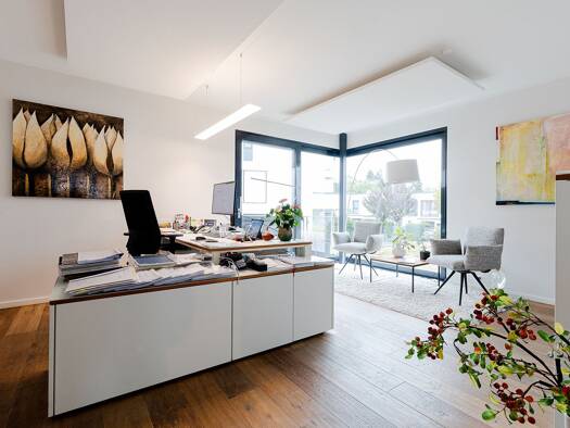Bürofläche zur Miete provisionsfrei 2.184 € 5 Zimmer 145,6 m² Bürofläche teilbar ab 145,6 m² Hofheim Hofheim am Taunus 65719