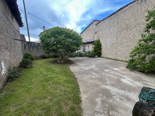 Wohnung zum Kauf 69.999 € 5 Zimmer 451 m² Turcia 24285