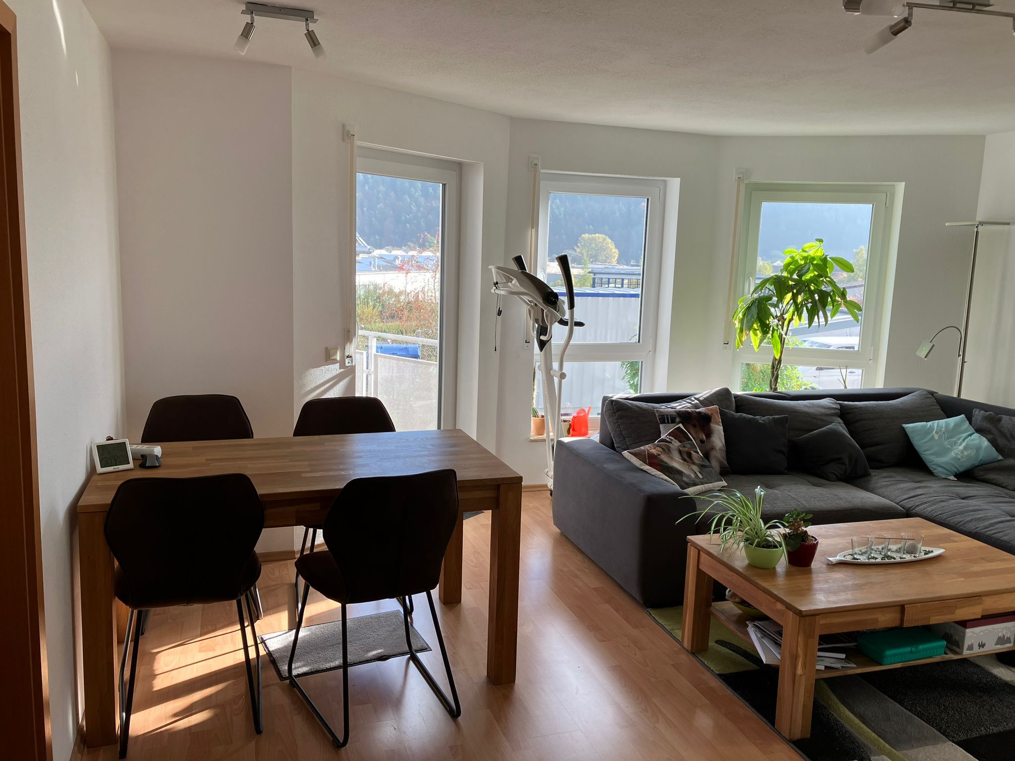 Wohnung zur Miete 890 € 3 Zimmer 78 m²<br/>Wohnfläche 1.<br/>Geschoss Tuttlingen Tuttlingen 78532