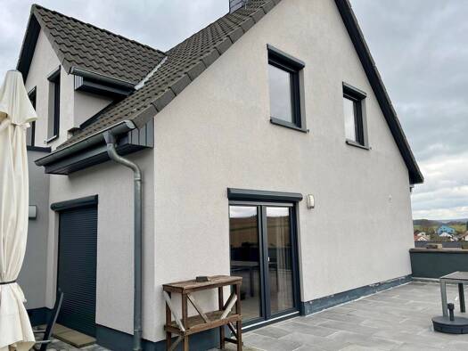Einfamilienhaus zum Kauf 490.000 € 6 Zimmer 215 m² 755 m² Grundstück frei ab 01.12.2026 Udenhain Brachttal 63636