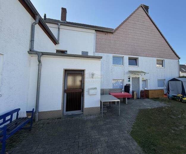 Wohnung zum Kauf 69.000 € 5 Zimmer 90 m² 2. Geschoss Büderich Werl 59457