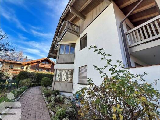 Doppelhaushälfte zum Kauf 649.000 € 6 Zimmer 148 m² 220 m² Grundstück Bayerisch Gmain 83457