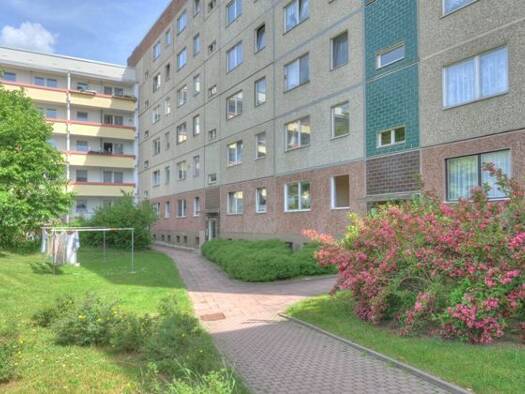 Wohnung zur Miete 389 € 3 Zimmer 70,4 m² 5. Geschoss Grashalmstraße 17 Heide Nord Halle 06120
