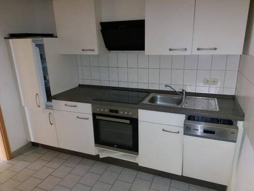 Wohnung zur Miete 350 € 2 Zimmer 70 m² 1. Geschoss Rößlerstraße 7 Altchemnitz Altchemnitz 09120