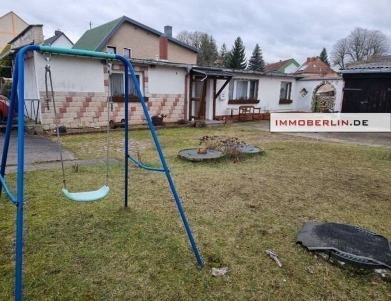 Mehrfamilienhaus zum Kauf als Kapitalanlage geeignet 399.000 € 12 Zimmer 260 m² 800 m² Grundstück Fürstenberg/Havel Fürstenberg/Havel 16798