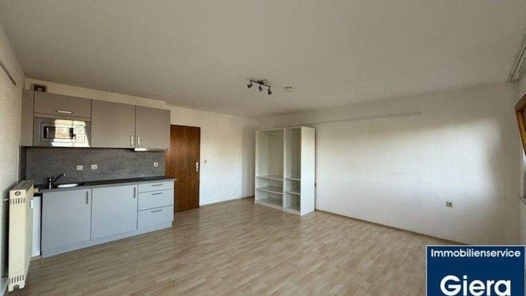 Studio zur Miete 450 € 1 Zimmer 32 m² 1. Geschoss frei ab sofort Hans-Schäfer-Straße 1 St. Georgen Bayreuth 95448