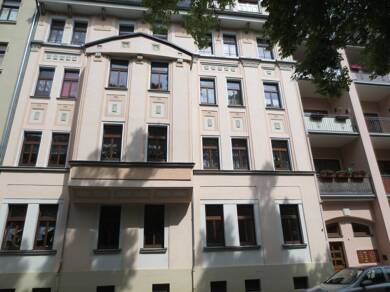 Wohnung zur Miete 333 € 2 Zimmer 55,6 m² 1. Geschoss Alfred- Schlagk- Str. 4 Neundorfer Vorstadt Plauen 08523