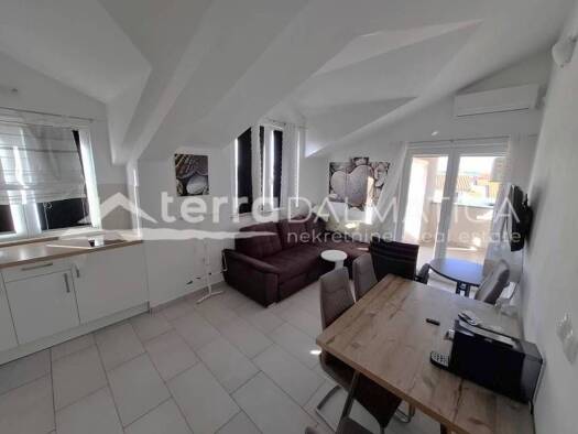Haus zum Kauf 950.000 € 7 Zimmer 583 m² Šibenik