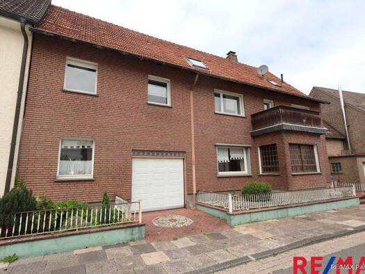 Einfamilienhaus zum Kauf 120.000 € 8 Zimmer 175,1 m² 500 m² Grundstück August-Sommer-Straße 10 Pömbsen Bad Driburg 33014