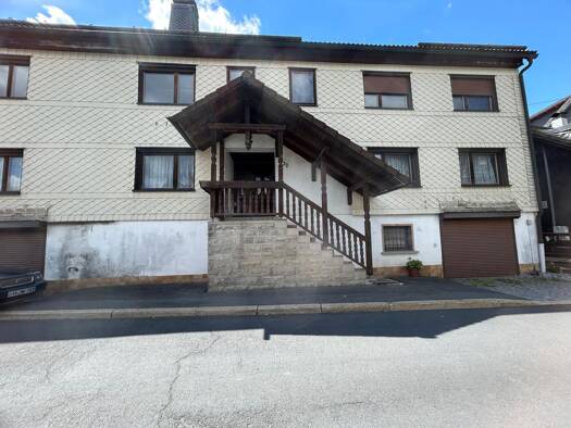 Stadthaus zum Kauf 85.000 € 5,5 Zimmer 200 m² 781 m² Grundstück frei ab sofort Steinach 96523