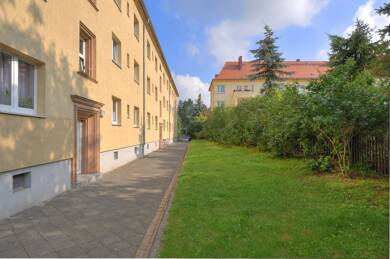 Wohnung zur Miete 460 € 2 Zimmer 54 m² 1. Geschoss frei ab sofort Landrain 152 Landrain Halle 06118