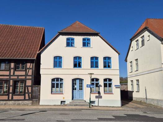 Bürogebäude zum Kauf 390.000 € 13 Zimmer 265 m² Bürofläche Crivitz 19089