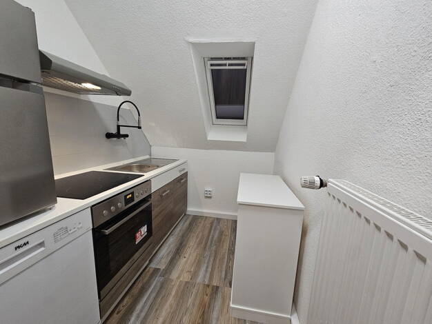 Wohnung zur Miete 450 € 2 Zimmer 45 m² Dachgeschoss, 3. Geschoss Bentheimer Straße 12 Frohnhausen Essen 45145