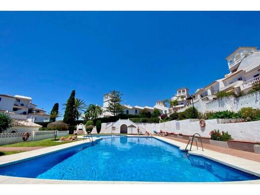 Reihenhaus zur Miete 2 Zimmer 98 m² 95 m² Grundstück Marbella 29604