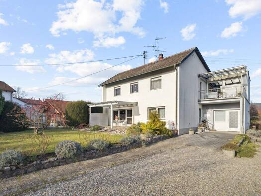 Mehrfamilienhaus zum Kauf 685.000 € 7 Zimmer 220 m² 1.349 m² Grundstück frei ab 01.05.2026 Wyhlen Grenzach-Wyhlen 79639